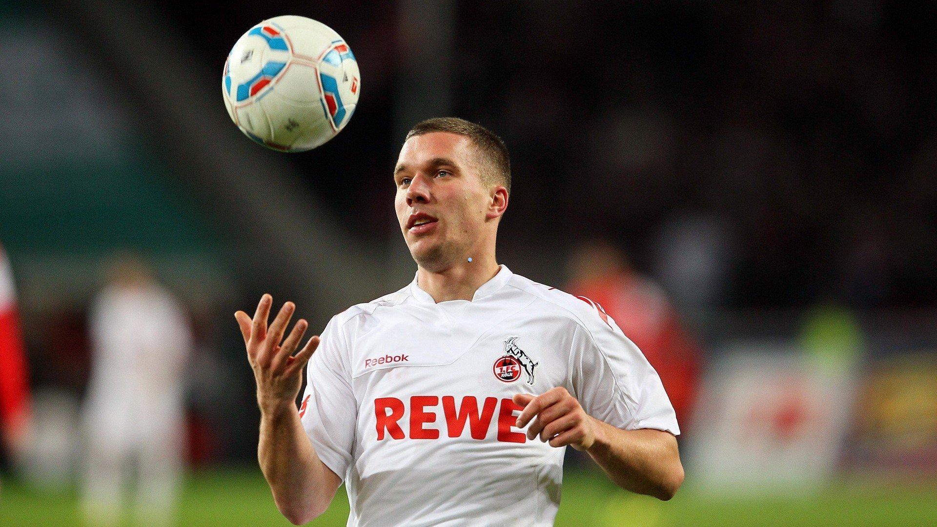 伤兵满营!斯图加特主场血战法兰克福 欧战门票之争陷泥潭