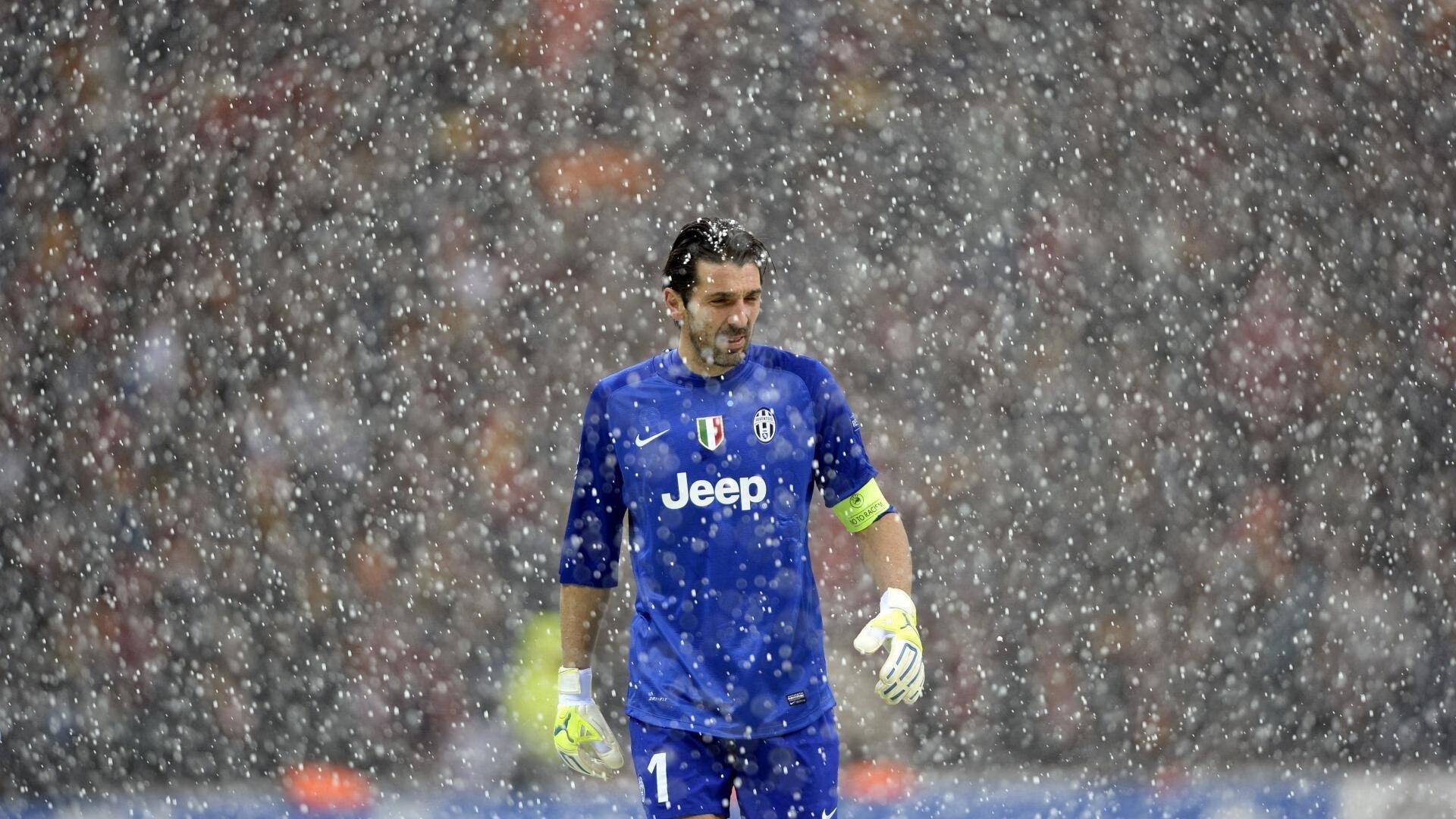 迈尼昂无限接近续约！米兰开出顶薪合同，年薪直追莱奥